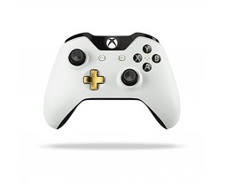 Controller - Xbox One - Wireless - Refurbished - Lunar White with 3.5mm Jack (Microsoft)