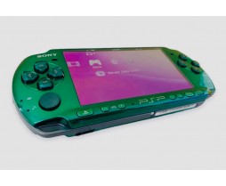 Spirited Green PSP 3000 - Green PSP 3000 - Complete